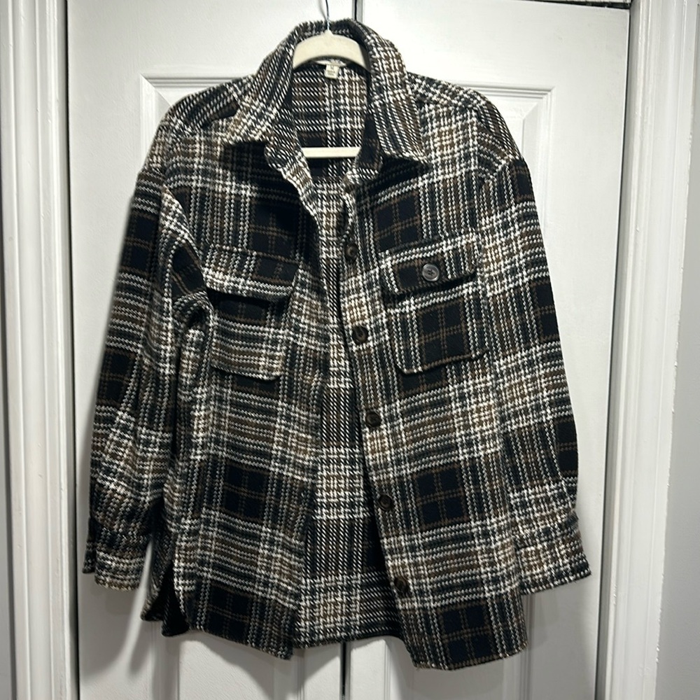 She + Sky oversized shirt jacket, M, black/grey/tan plaid